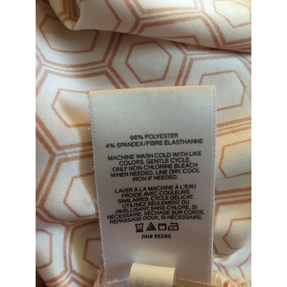 Express Patterned Blouse - Picture 5 of 5